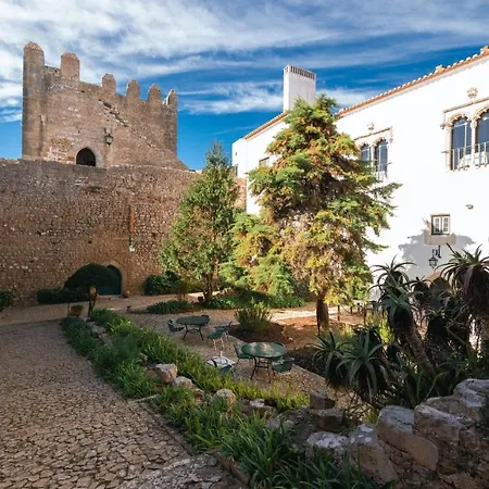فندق Castelo De 4*