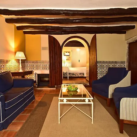 فندق Castelo De