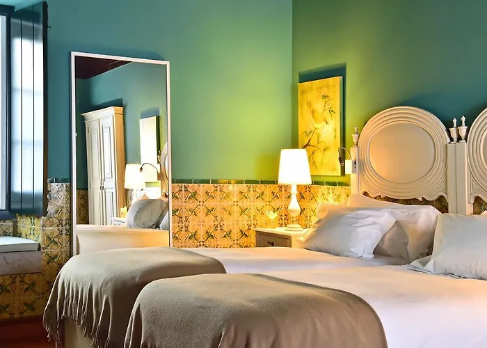 Castelo De 4* אובידוס