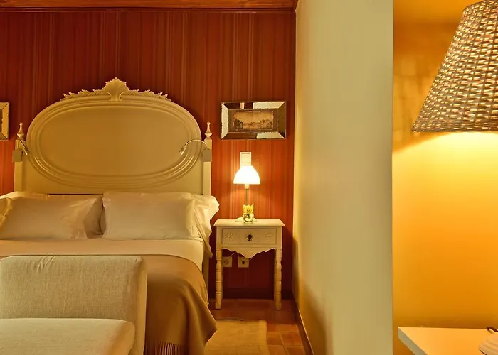 卡斯特洛奥比多斯酒店